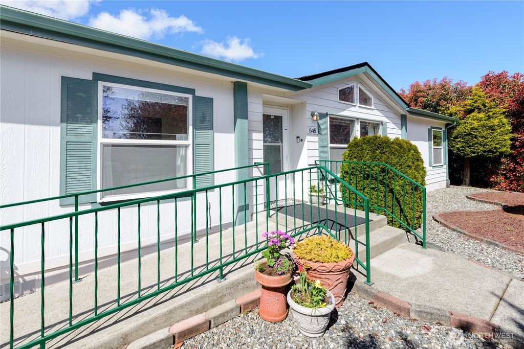 Photo of 645 N 7th, Sequim, WA 98382 (MLS # 2504557)