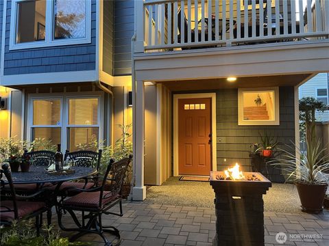 Photo of 11740 Burke Avenue N, Seattle, WA 98133 (MLS # 2478684)