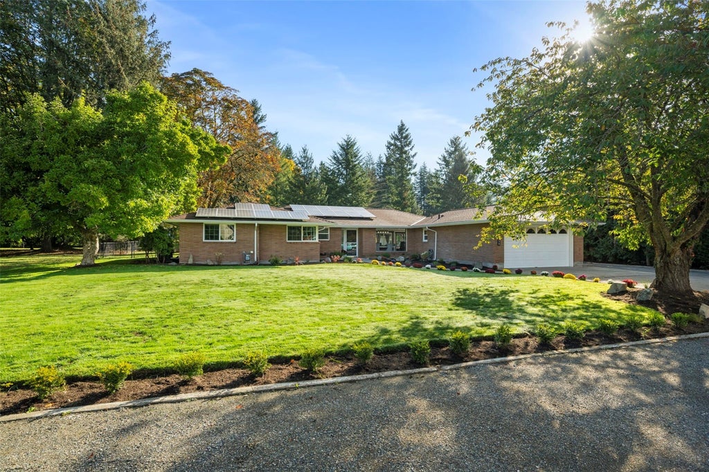 Photo of 13530 432 Avenue SE, North Bend, WA 98045 (MLS # 2596697)