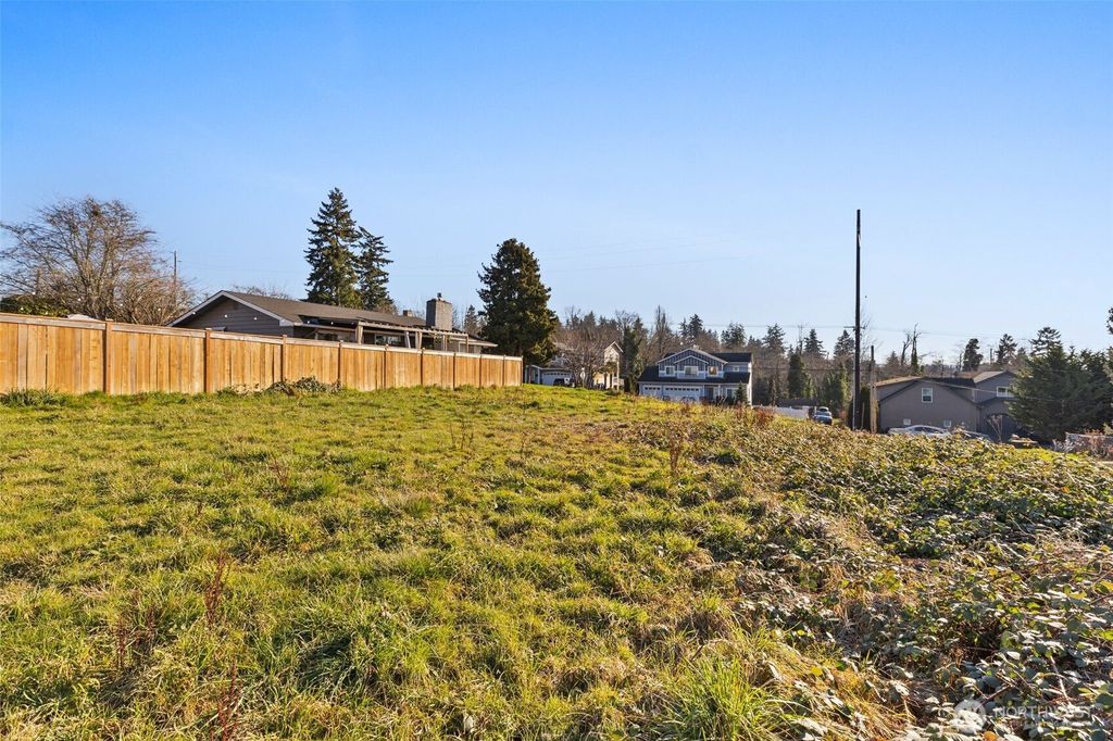 Photo of 0 S 222nd Street, Des Moines, WA 98198 (MLS # 2527964)