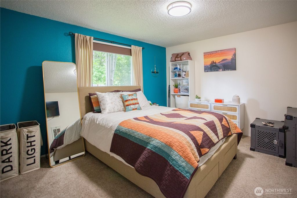 listing image 9365854437687203153