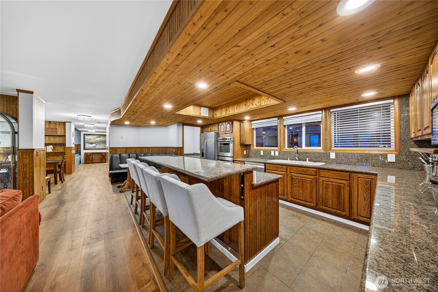Clinton, Washington, 98236, United States, 2 Bedrooms Bedrooms, ,3 BathroomsBathrooms,Residential,Active,2026758