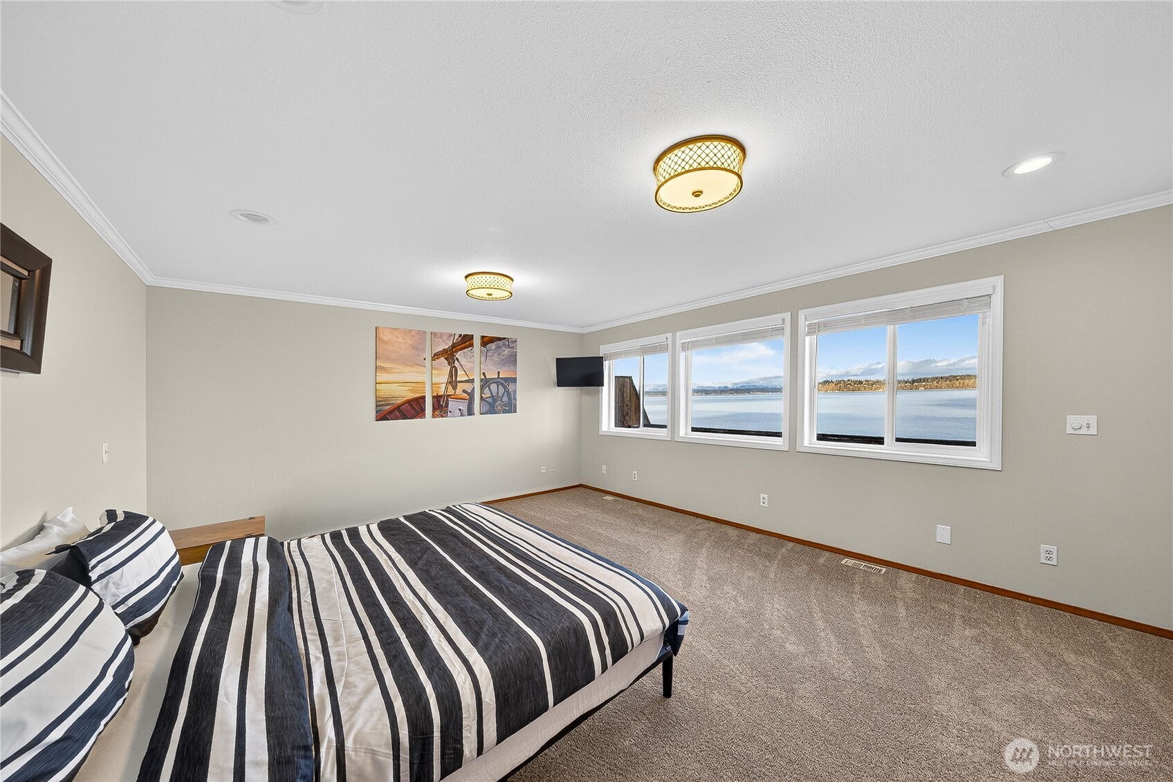 Clinton, Washington, 98236, United States, 2 Bedrooms Bedrooms, ,3 BathroomsBathrooms,Residential,Active,2026758
