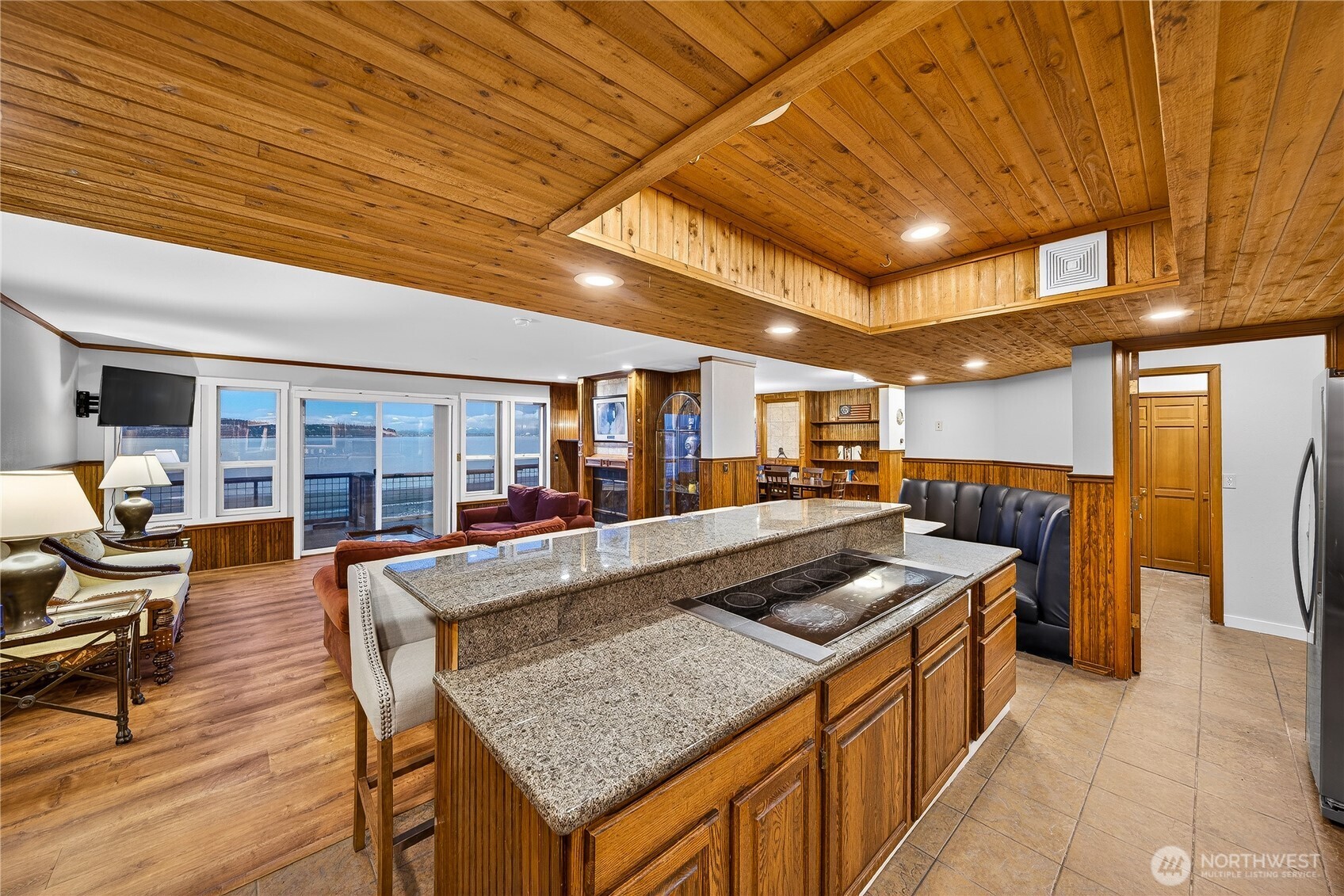 Clinton, Washington, 98236, United States, 2 Bedrooms Bedrooms, ,3 BathroomsBathrooms,Residential,Active,2026758