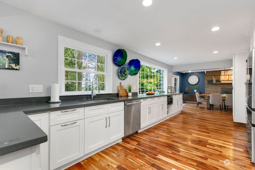 Photo of 14717 245th Avenue SE, Issaquah, WA 98027 (MLS # 2210620)