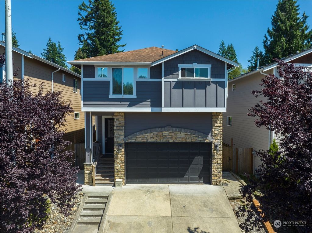 Photo of 2109 107th Avenue SE, Lake Stevens, WA 98258 (MLS # 2145934)