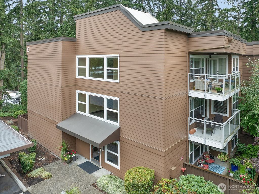 Photo of 22910 90th Avenue W #E304, Edmonds, WA 98026 (MLS # 2556572)