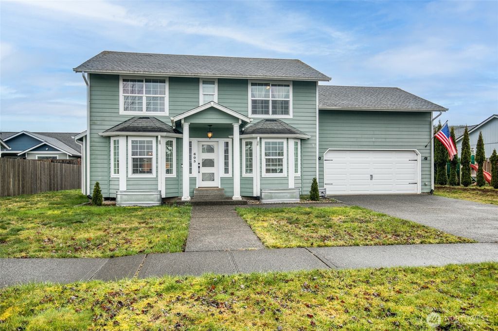 Photo of 603 Troon Avenue, Cosmopolis, WA 98537 (MLS # 2492707)