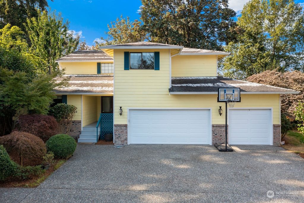 Photo of 6233 NE 193rd Court, Kenmore, WA 98028 (MLS # 2000781)