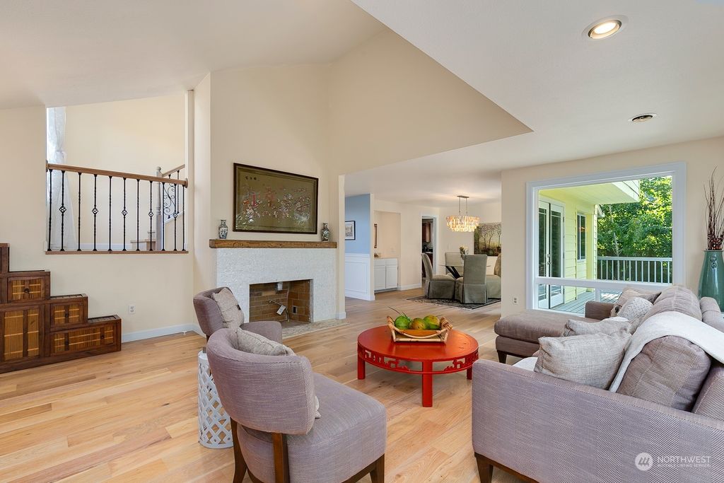 Photo of 6233 NE 193rd Court, Kenmore, WA 98028 (MLS # 2000781)
