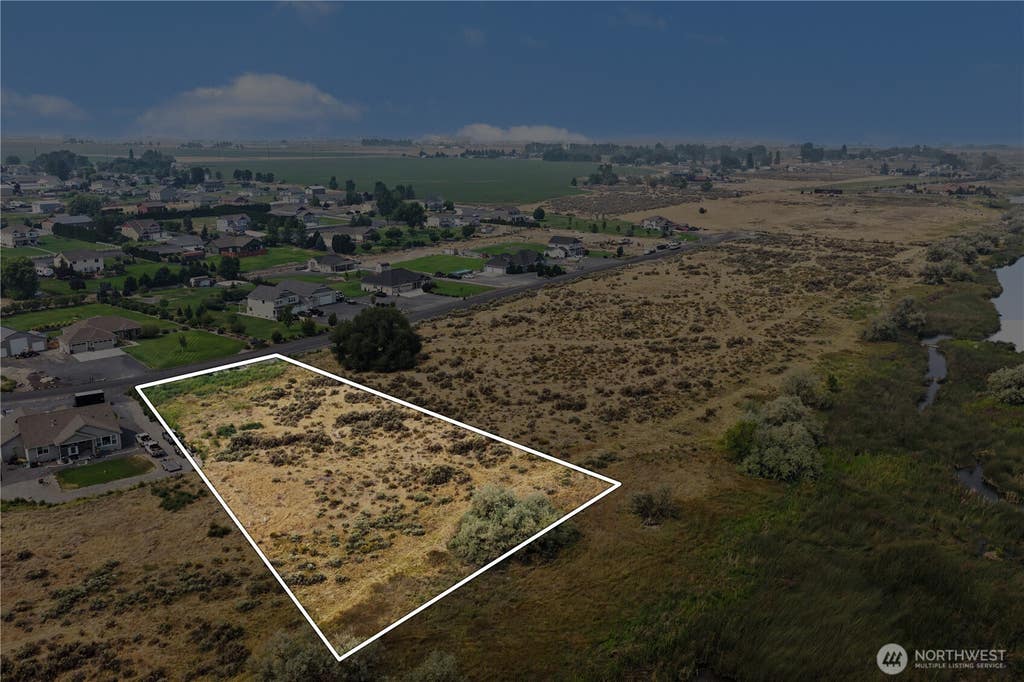 Photo of 5775 NE J.6 Road, Moses Lake, WA 98837 (MLS # 2571142)