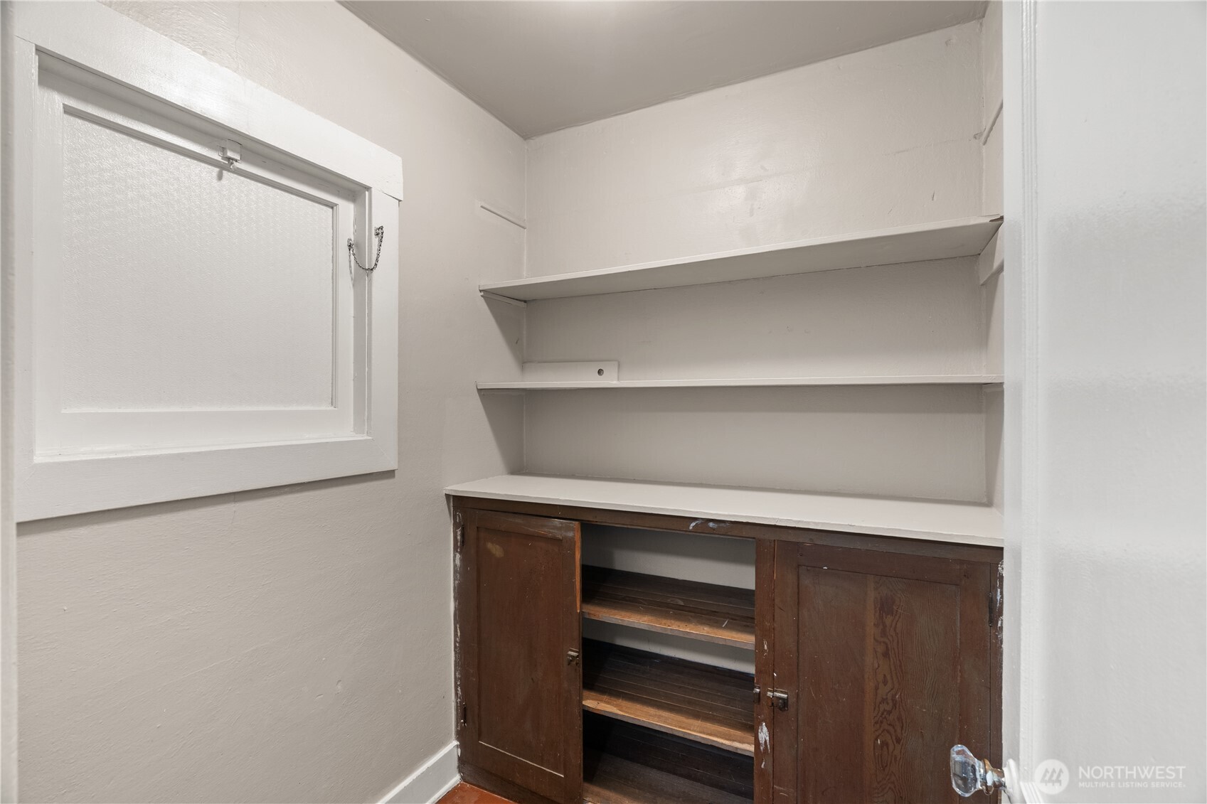 301 W 3rd Street