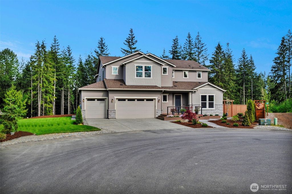 Photo of 13824 127th Street NE, Lake Stevens, WA 98258 (MLS # 2510415)