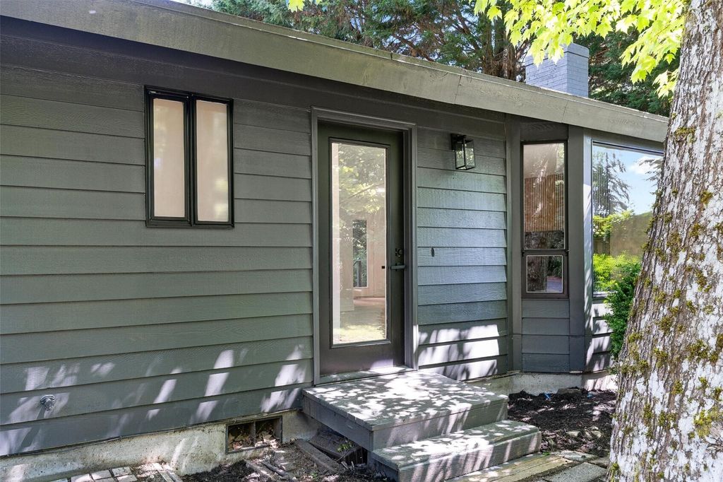Photo of 5410 240th Street SW, Mountlake Terrace, WA 98043 (MLS # 2437822)