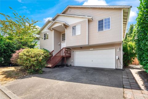 Photo of 5620 seahurst Avenue, Everett, WA 98203 (MLS # 2416187) Photo of 5620 seahurst Avenue, Everett, WA 98203 (MLS # 2416187)