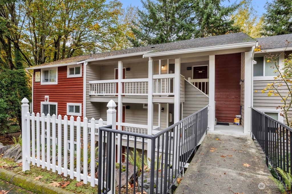 Photo of 15230 SE 43rd Street #A201, Bellevue, WA 98006 (MLS # 2307691)