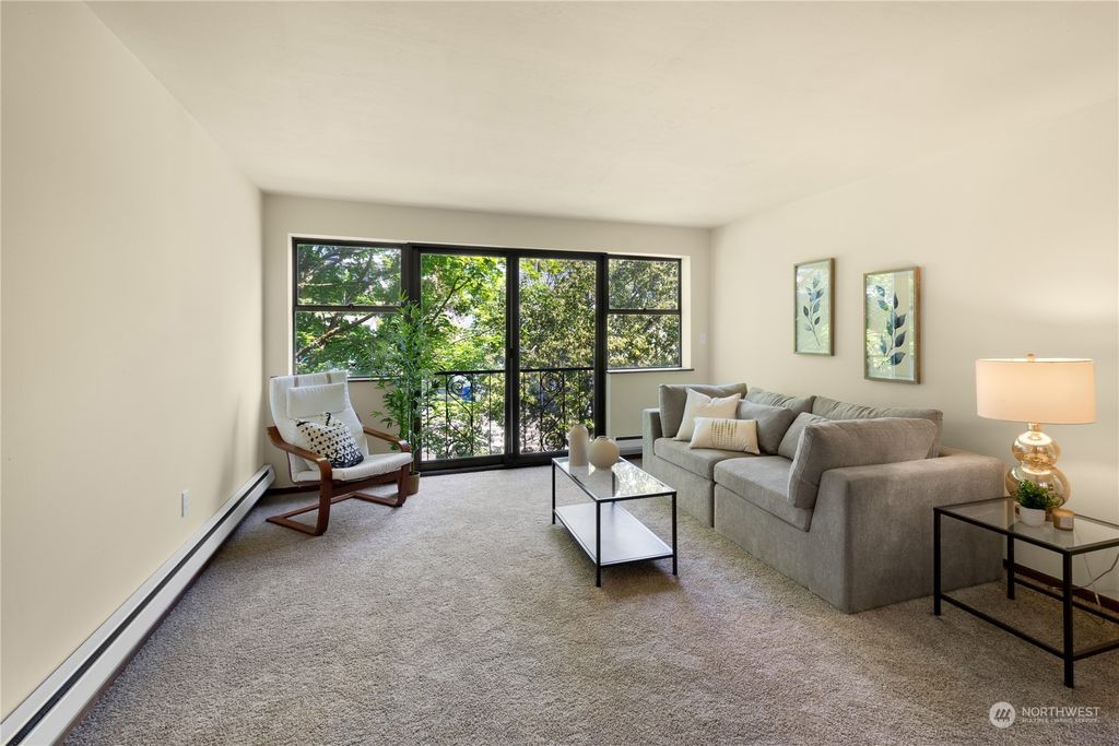 Photo of 912 3rd Avenue W #403, Seattle, WA 98119 (MLS # 2271386)