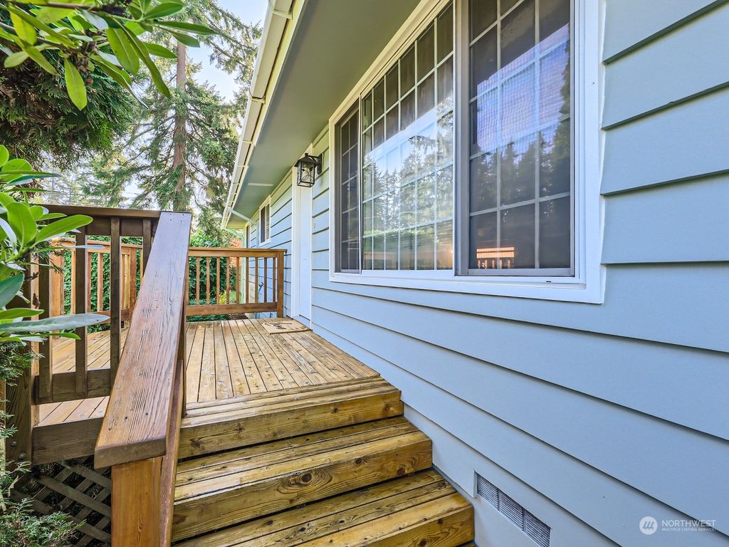Photo of 17420 62nd Avenue W, Lynnwood, WA 98037 (MLS # 2177418)
