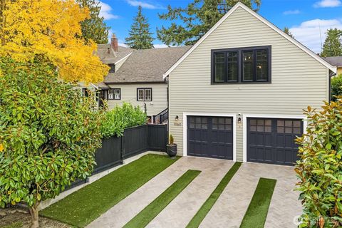 Photo of 1060 Spruce Street, Edmonds, WA 98020 (MLS # 2444774)