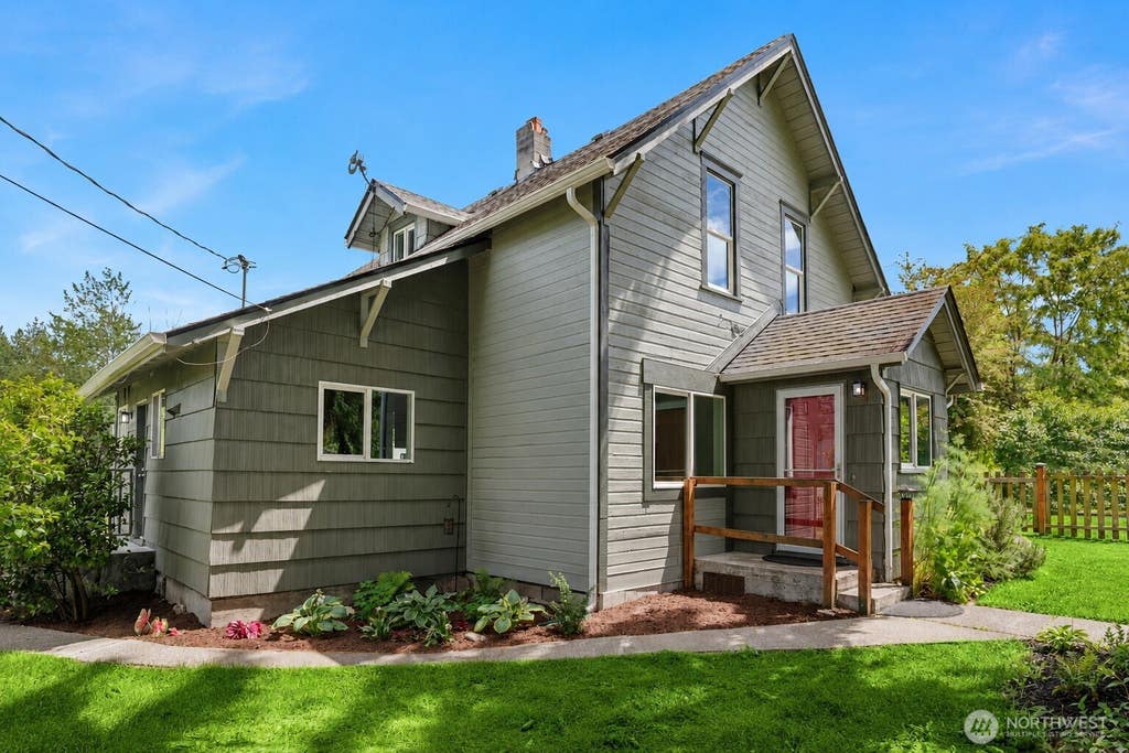 Photo of 22203 117th Avenue E, Graham, WA 98338 (MLS # 2528509)