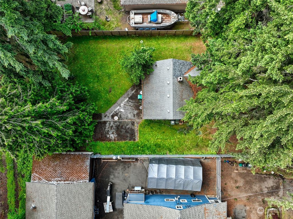 Photo of 13746 Stone Avenue N, Seattle, WA 98133 (MLS # 2246622)