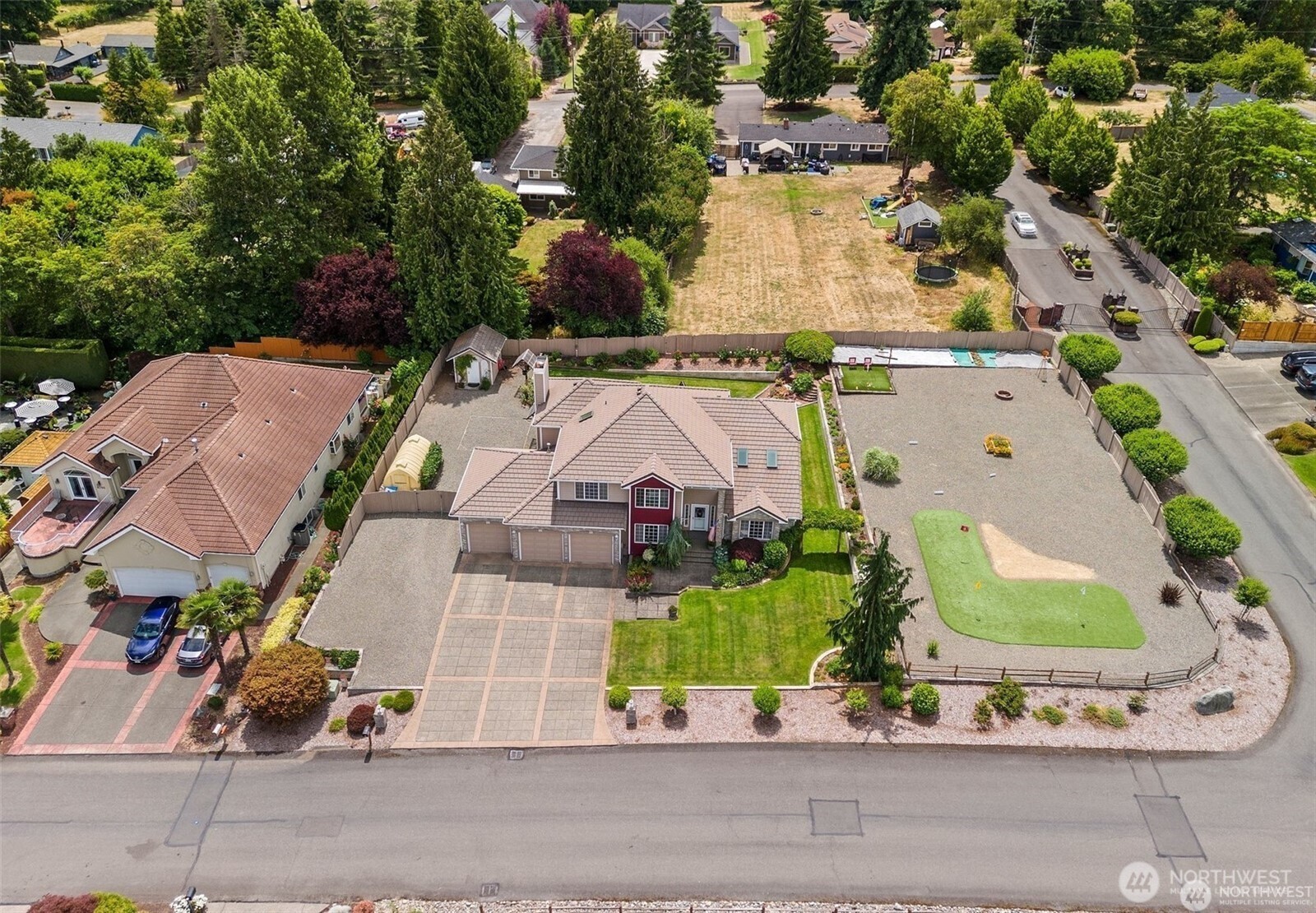 4618 51st Street Ct E