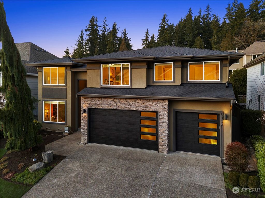 Photo of 19468 SE 28th Place, Sammamish, WA 98075 (MLS # 2327779)