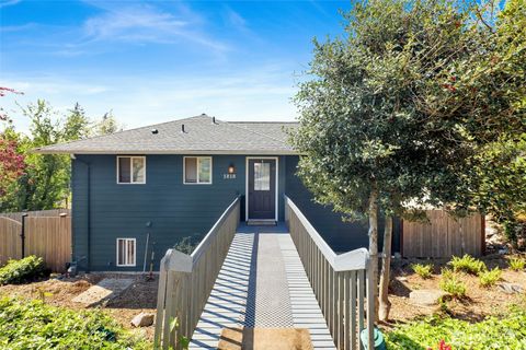 Photo of 1818 35th Street, Bellingham, WA 98229 (MLS # 2516074)