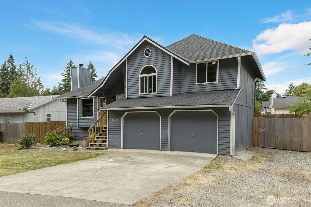 Photo of 26109 193rd Place SE, Covington, WA 98042 (MLS # 2400713)