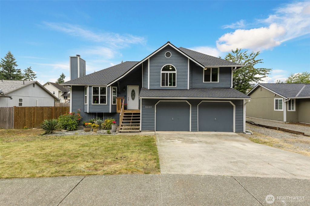 Photo of 26109 193rd Place SE, Covington, WA 98042 (MLS # 2400713)