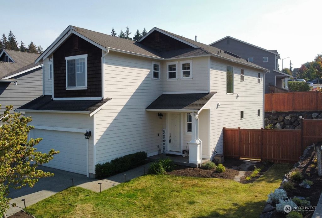 Photo of 5914 117th Street SE, Snohomish, WA 98296 (MLS # 1997788)