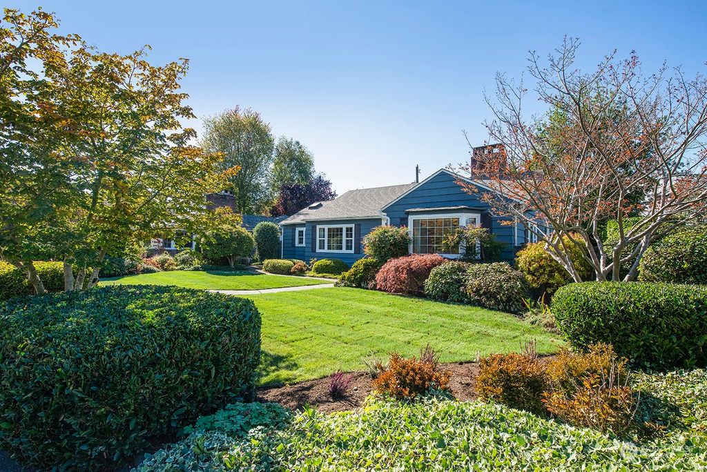 Photo of 3803 44th Avenue SW, Seattle, WA 98116 (MLS # 2169208)