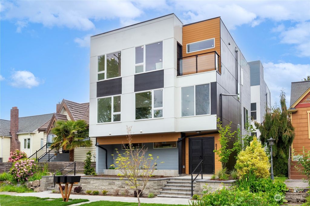 Photo of 826 NW 56th Street, Seattle, WA 98107 (MLS # 2241345)