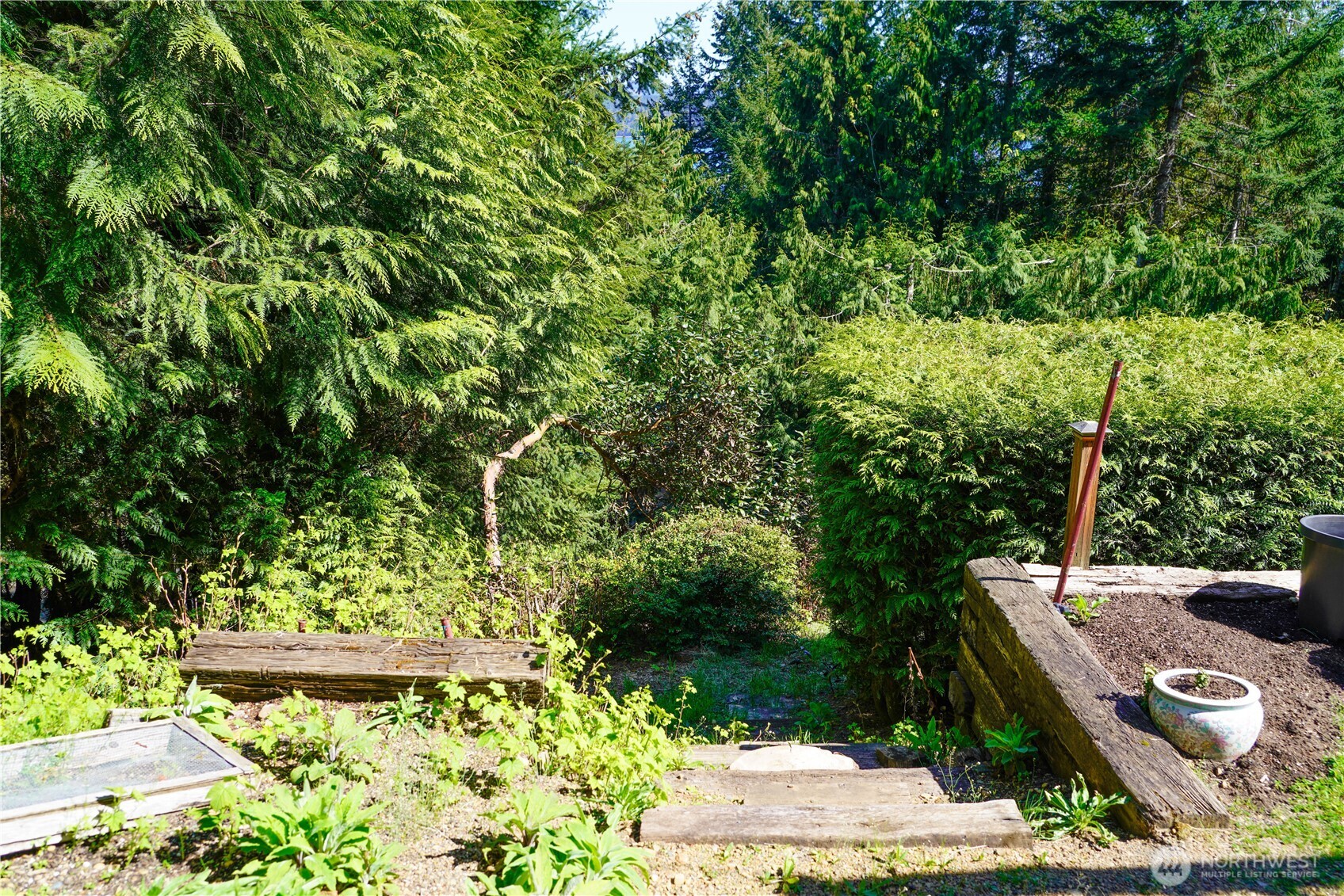 51 N Beacon Point Loop S