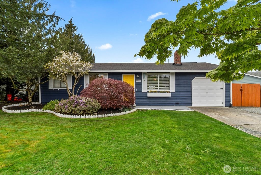 Photo of 6600 66th Drive NE, Marysville, WA 98270 (MLS # 2507488)