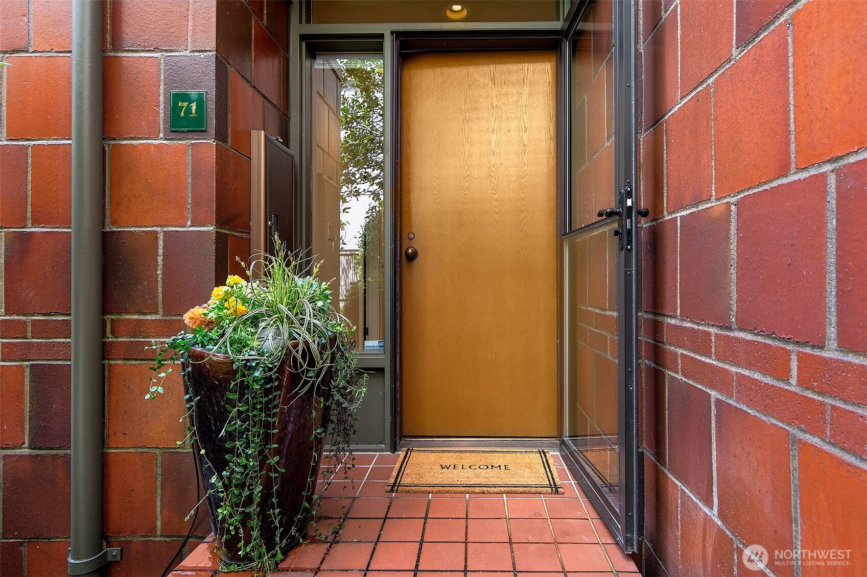 88 Virginia Street 71