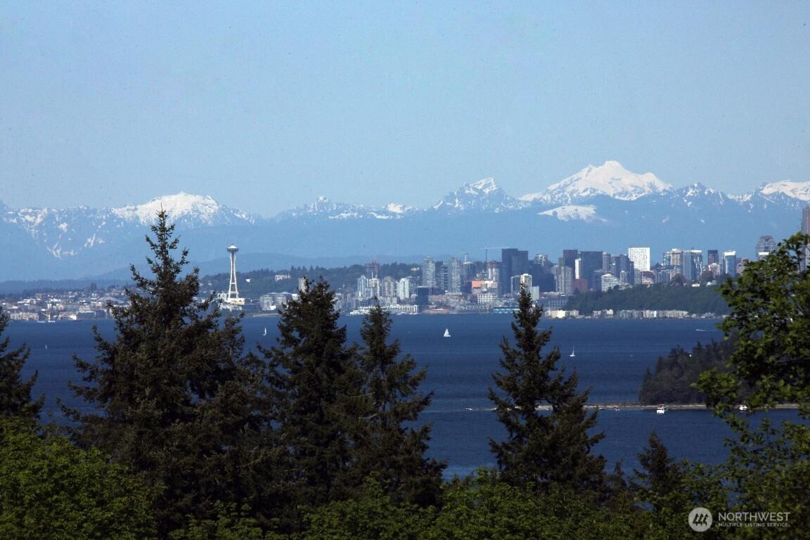 3188 Hinkley Road SE