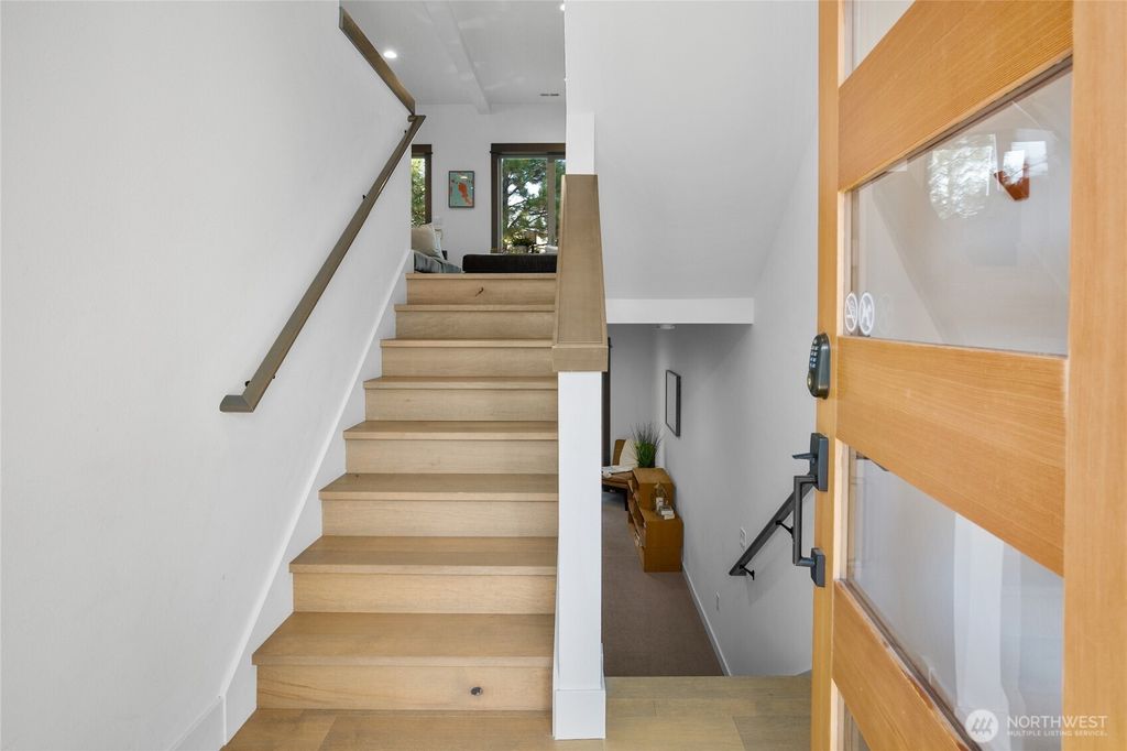 Photo of 81 Wildflower Loop, Cle Elum, WA 98922 (MLS # 2466183)