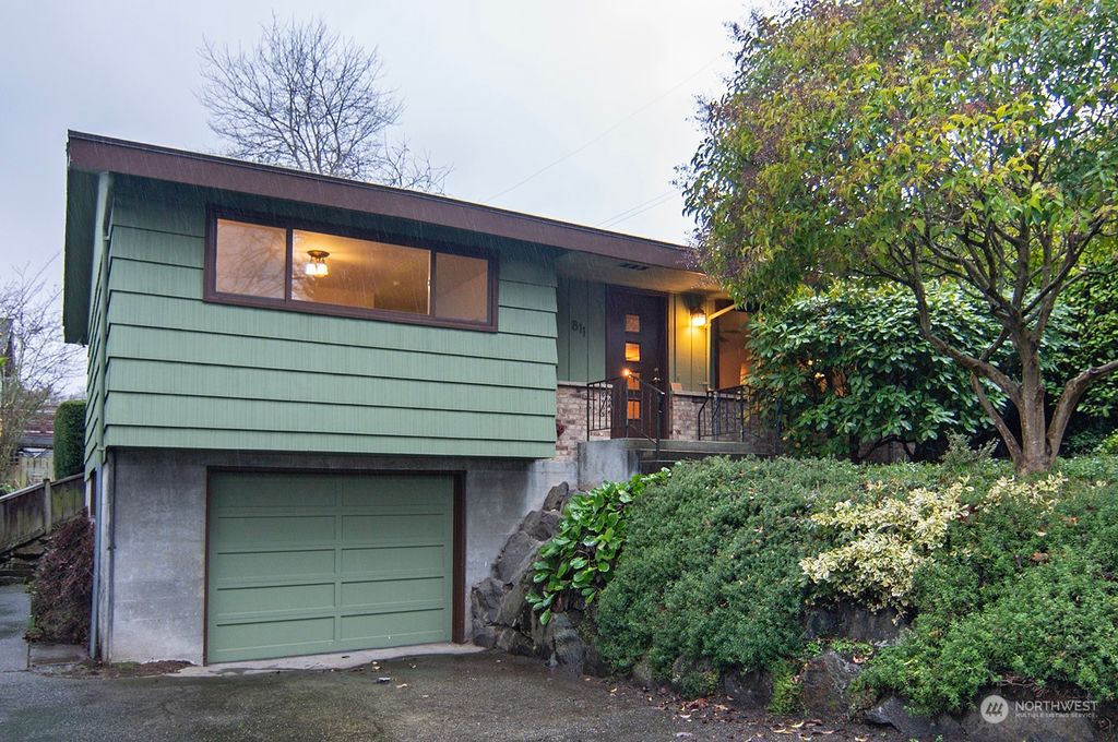 Photo of 811 W Bertona Street, Seattle, WA 98119 (MLS # 2191732)