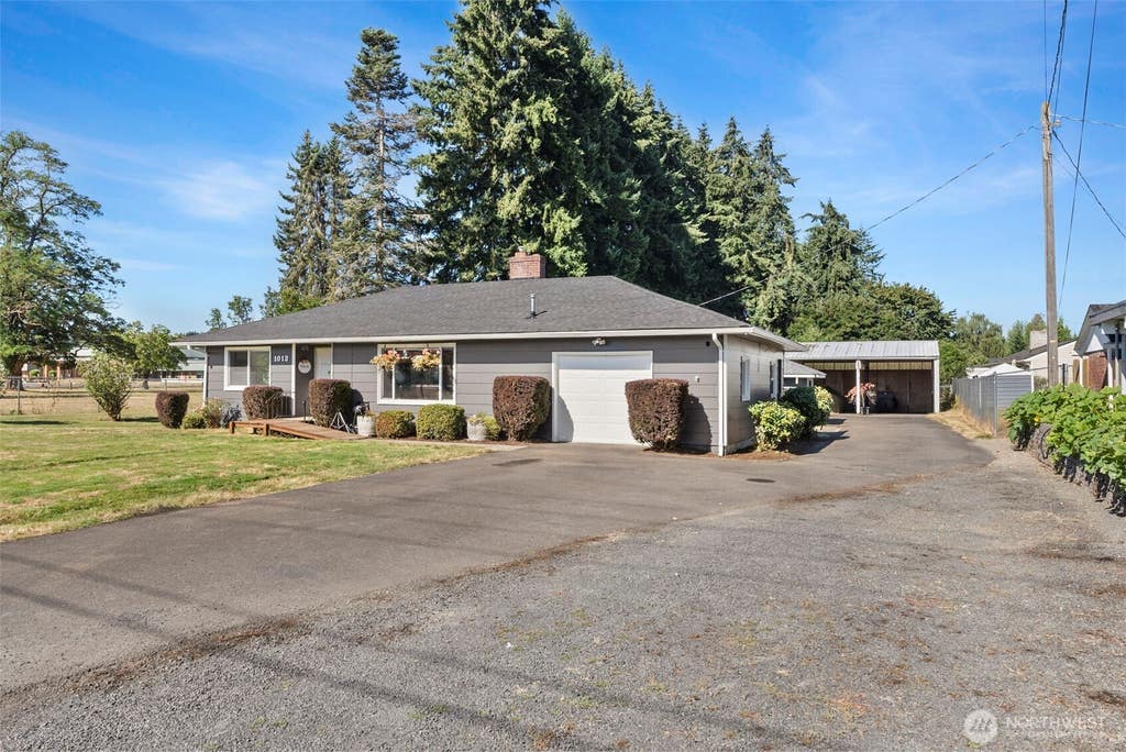 Photo of 1013 Eshom Road, Centralia, WA 98531 (MLS # 2561560)