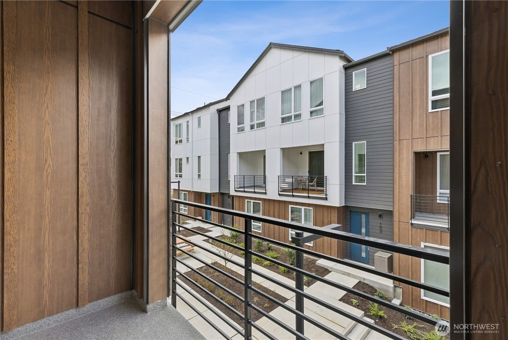 Photo of 12217 137th Place NE #2704, Redmond, WA 98052 (MLS # 2491983)