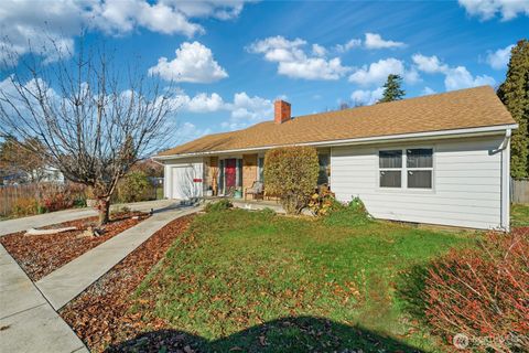 Photo of 310 W 5th Street, Waitsburg, WA 99361 (MLS # 2457309)