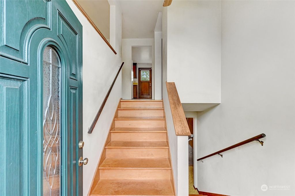 Photo of 5900 148th Place SW, Edmonds, WA 98026 (MLS # 2075181)