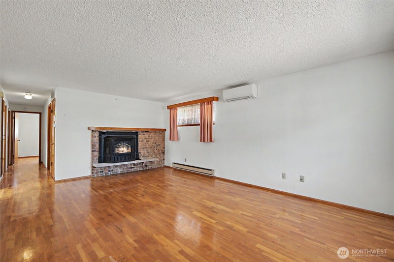 4418 S 49th Street