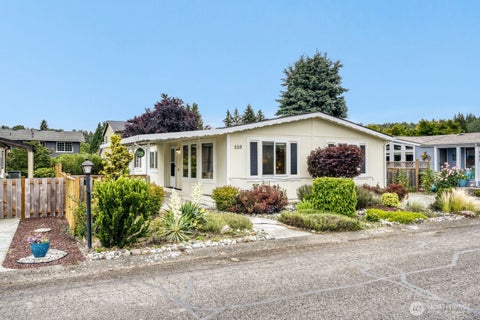 Photo of 1402 22nd Street NE #559, Auburn, WA 98002 (MLS # 2547405)