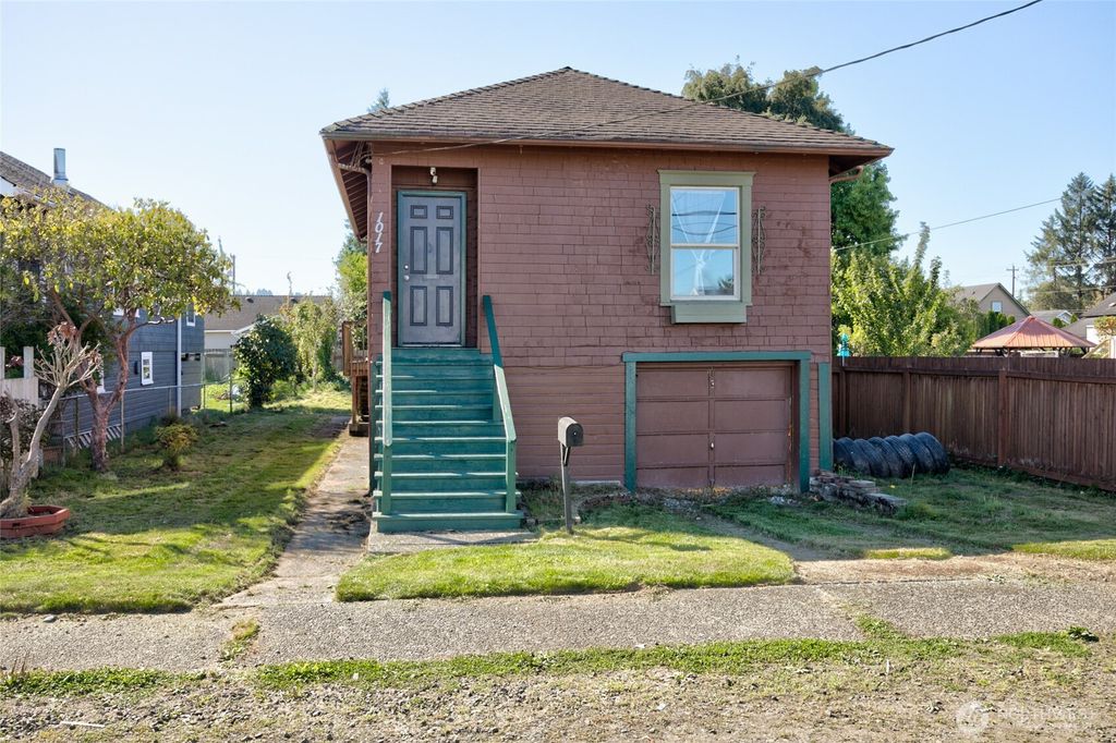 Photo of 1017 W Marion, Aberdeen, WA 98520 (MLS # 2489560)