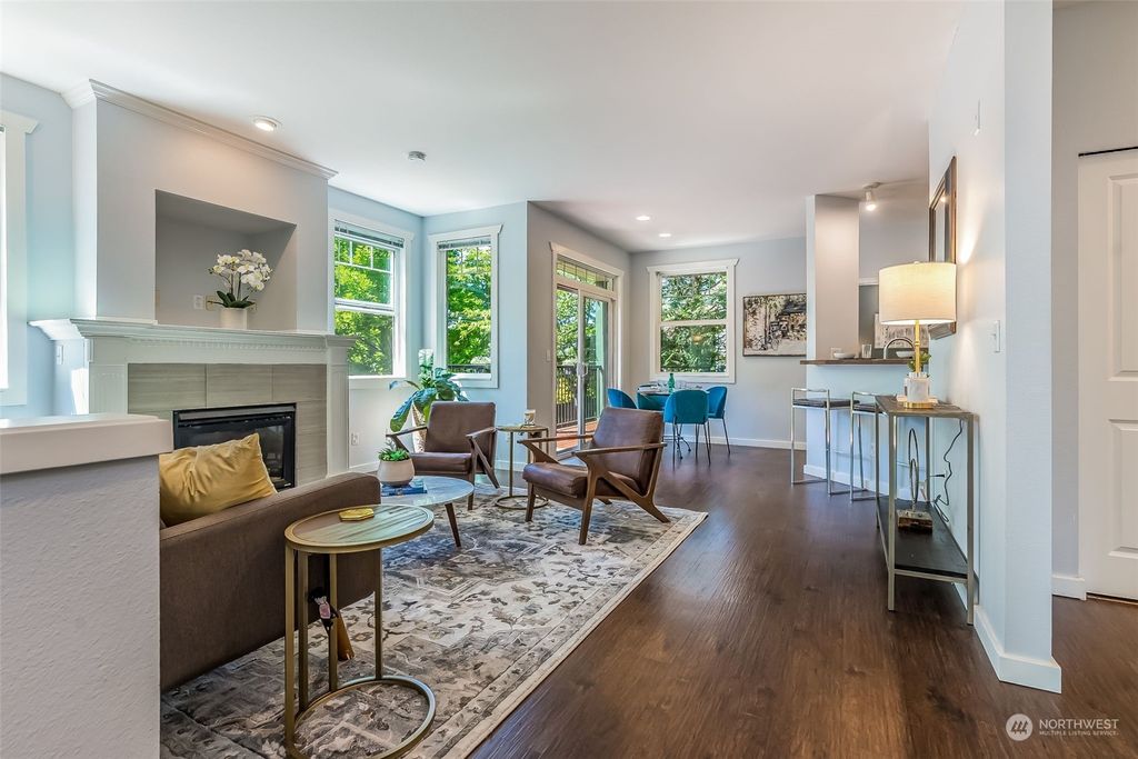 Photo of 1500 S 18th Street #F101, Renton, WA 98055 (MLS # 2062855)