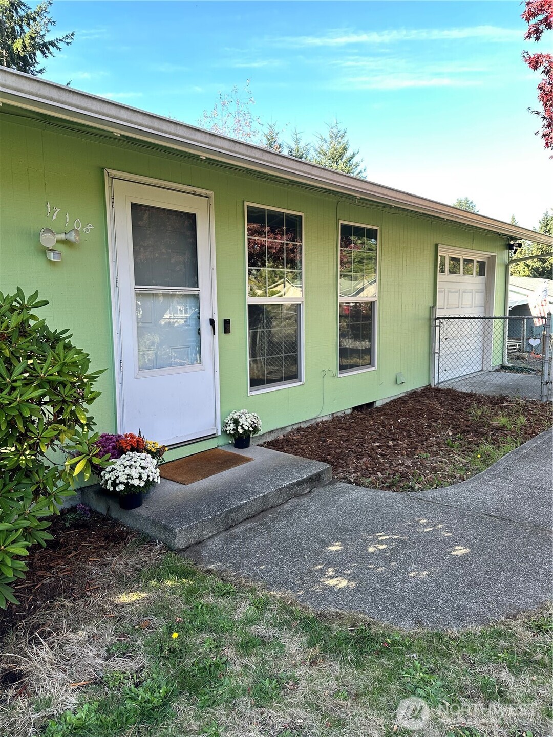 17108 5th Avenue Ct E