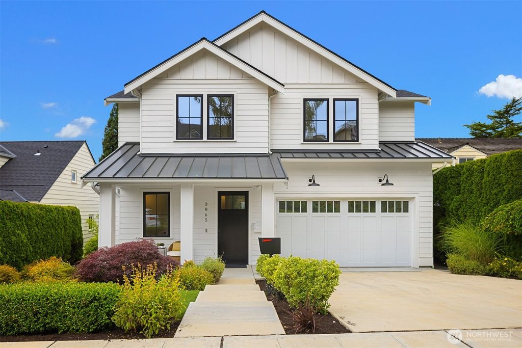 Photo of 3865 46th Avenue NE, Seattle, WA 98105 (MLS # 2404559)