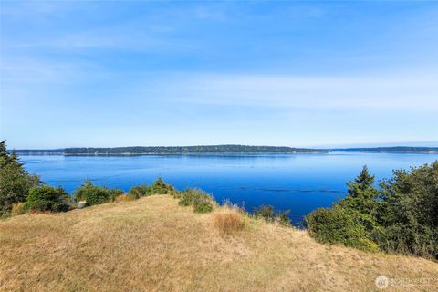 Photo of 10806 W Morris Boulevard, Steilacoom, WA 98388 (MLS # 2402870)